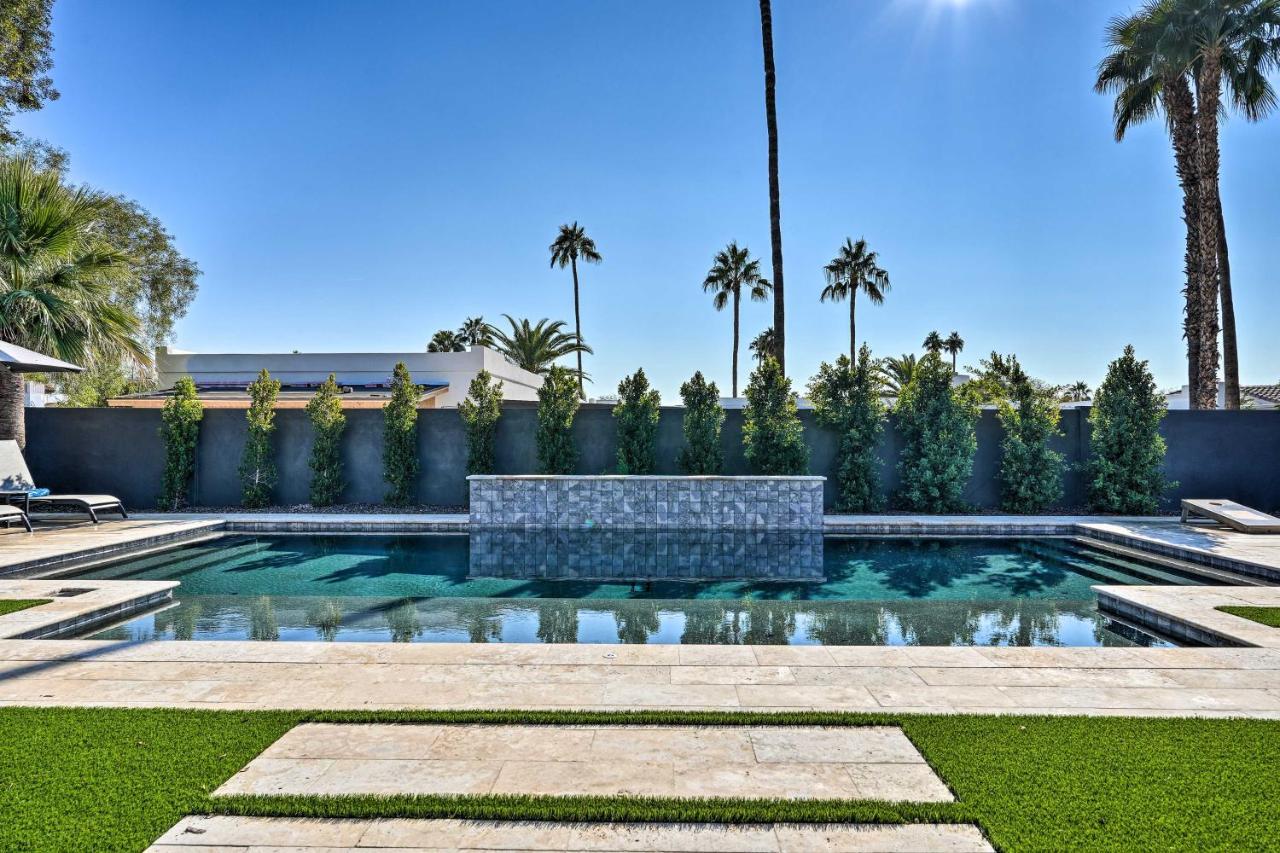High-end And Luxe Scottsdale Gem With Pool And Yard Feriehus